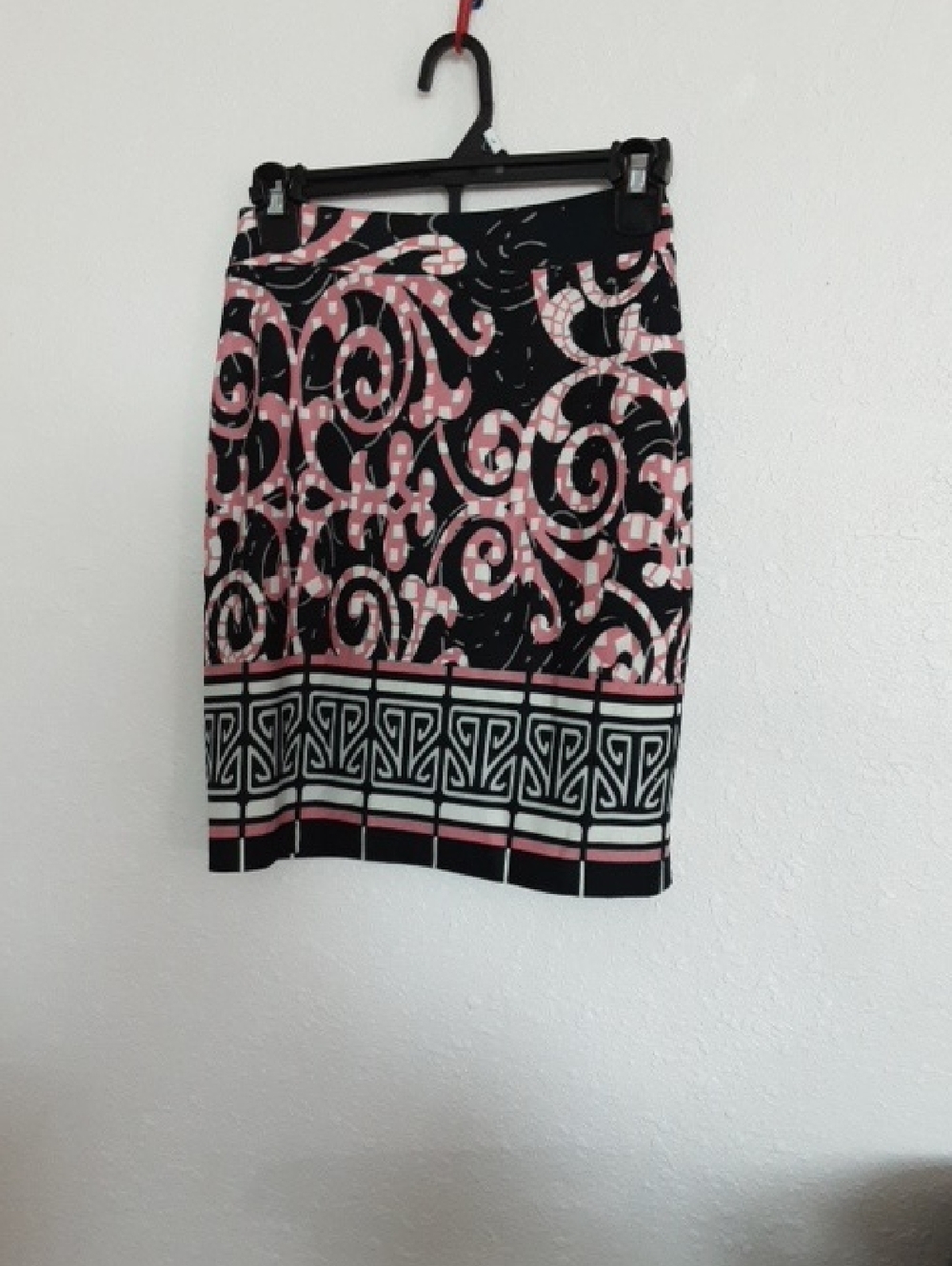 Printed Black and Pink Pencil Skirt